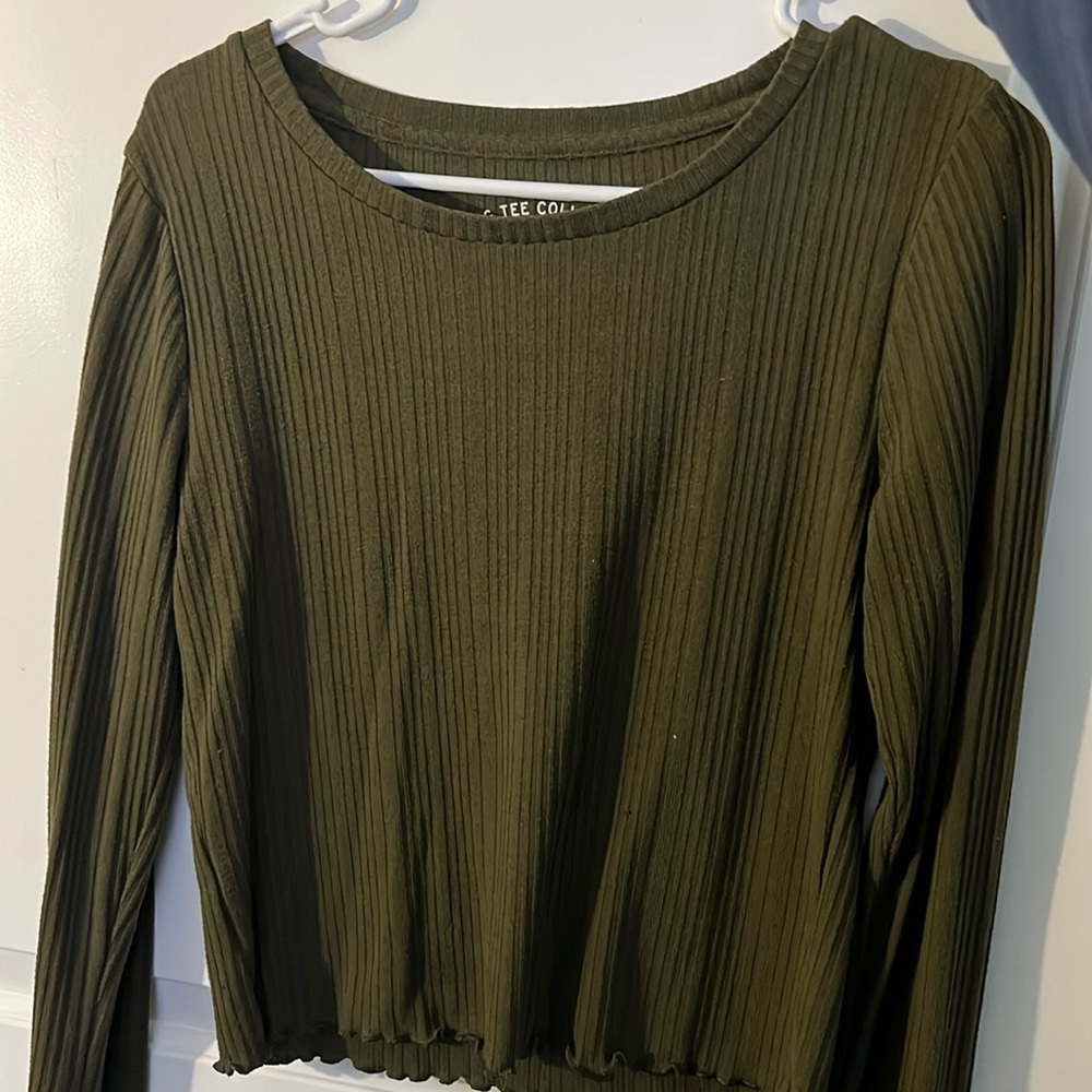 Aeropostale green long sleeve